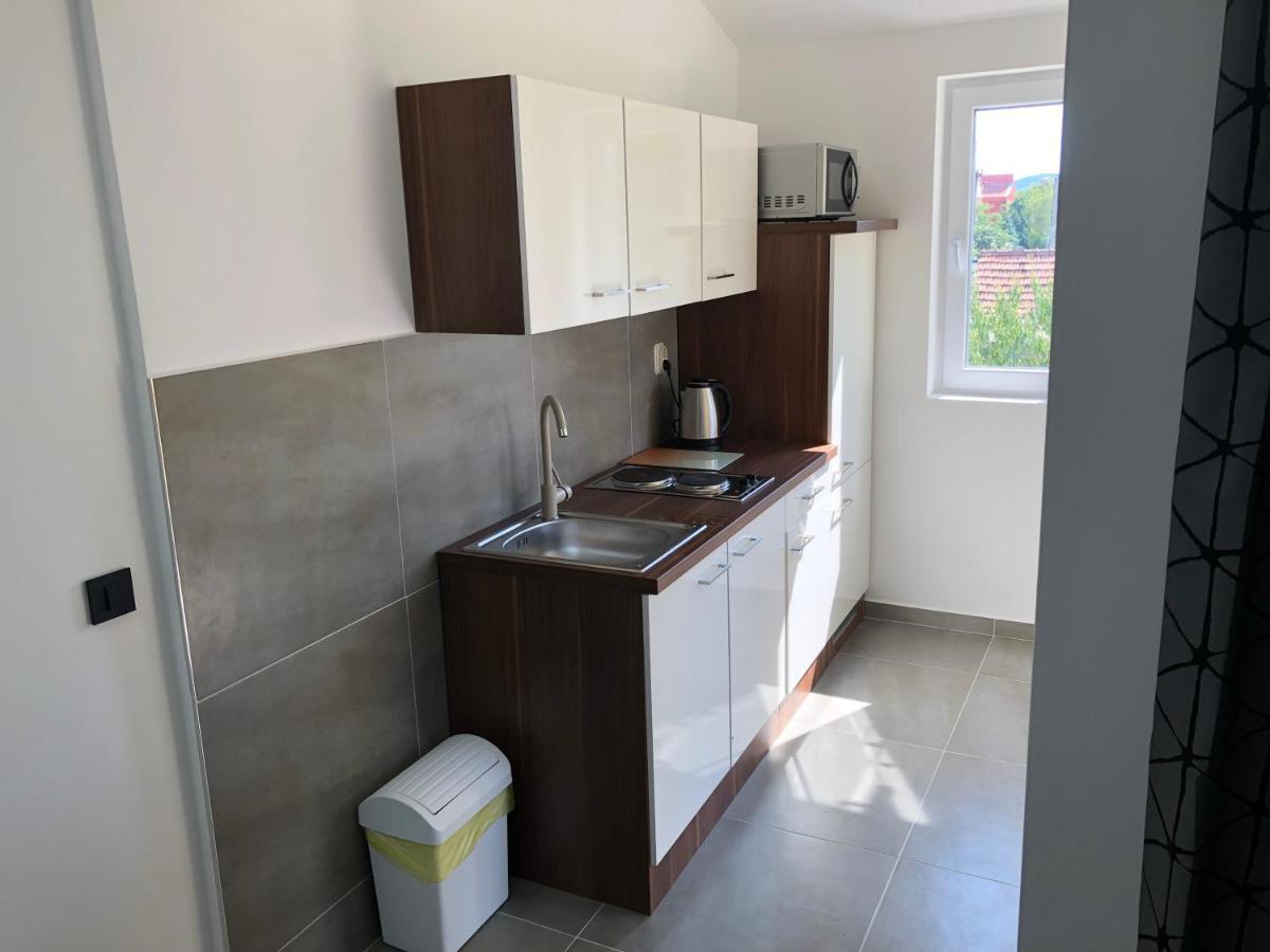 Apartmani Bm Biograd na Moru Kültér fotó