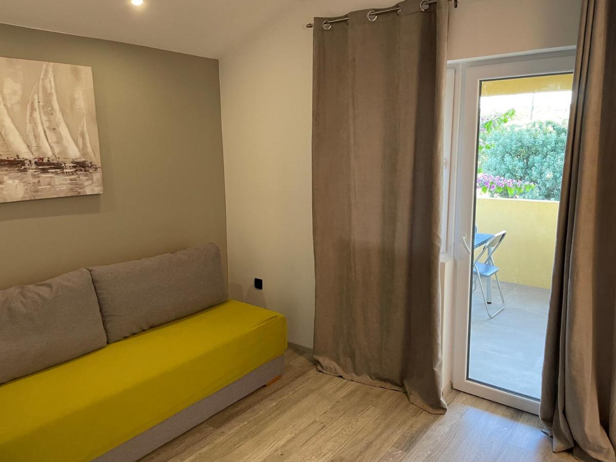 Apartmani Bm Biograd na Moru Kültér fotó