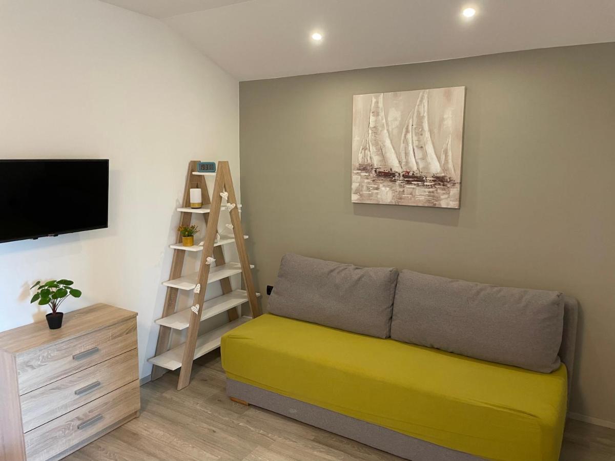 Apartmani Bm Biograd na Moru Kültér fotó