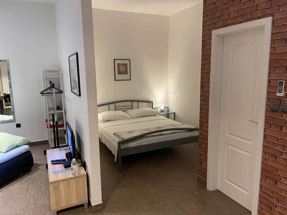 Apartmani Bm Biograd na Moru Kültér fotó